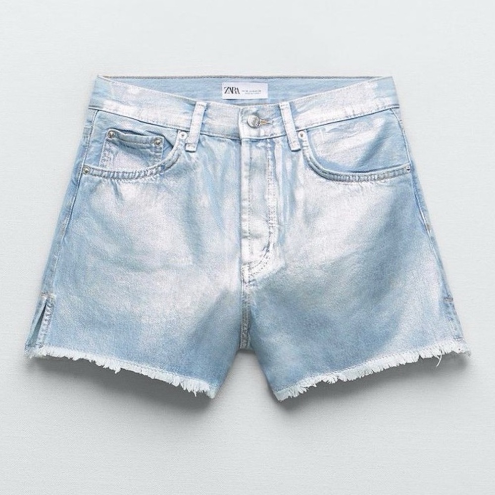 ZARA Shimmery Light Blue Denim Cutoff Shorts size 4 women’s